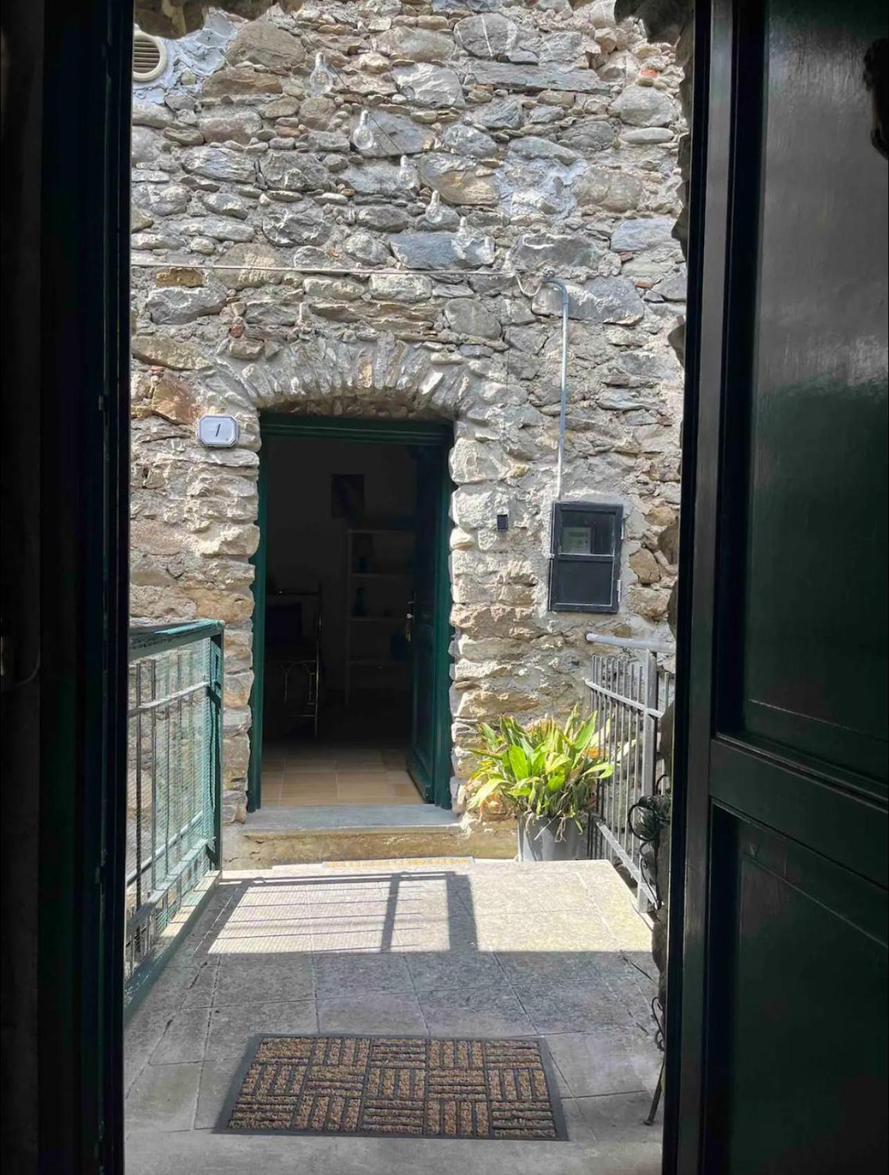 Casa Victoria - Full Equipped Stone House Villa Rocchetta Nervina Exterior photo